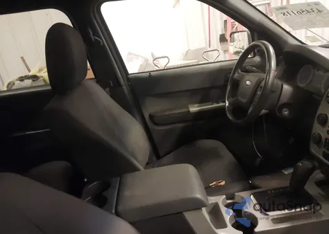 2011 Ford Escape Xlt из США, поврежденный, VIN 1FMCU9D71BKC17282